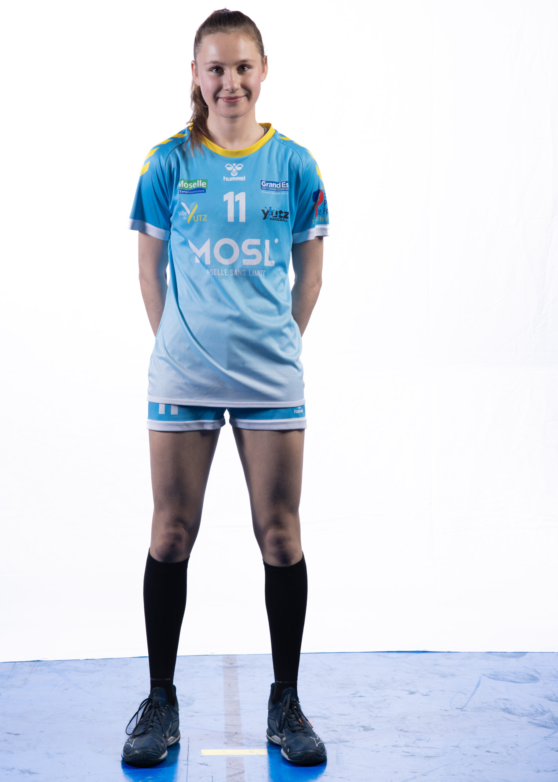 Yutz_Hand23_com1sport-44